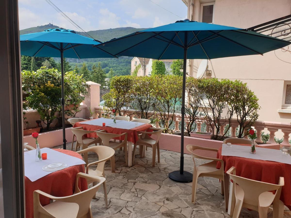 Hotel - Restaurant - Bar Saint Avit L Hotel Des Tchoumjeu Lourdes Exterior photo